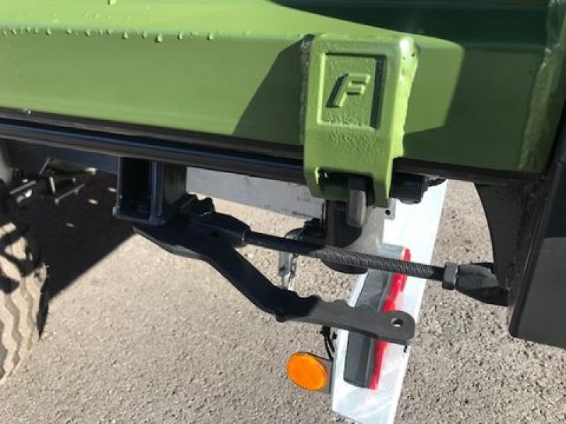 Kipper a típus Fliegl Einachs-Dreiseitenkipper EDK 60 Fox 4x2m 6to, Neumaschine ekkor: Tamsweg (Kép 15)