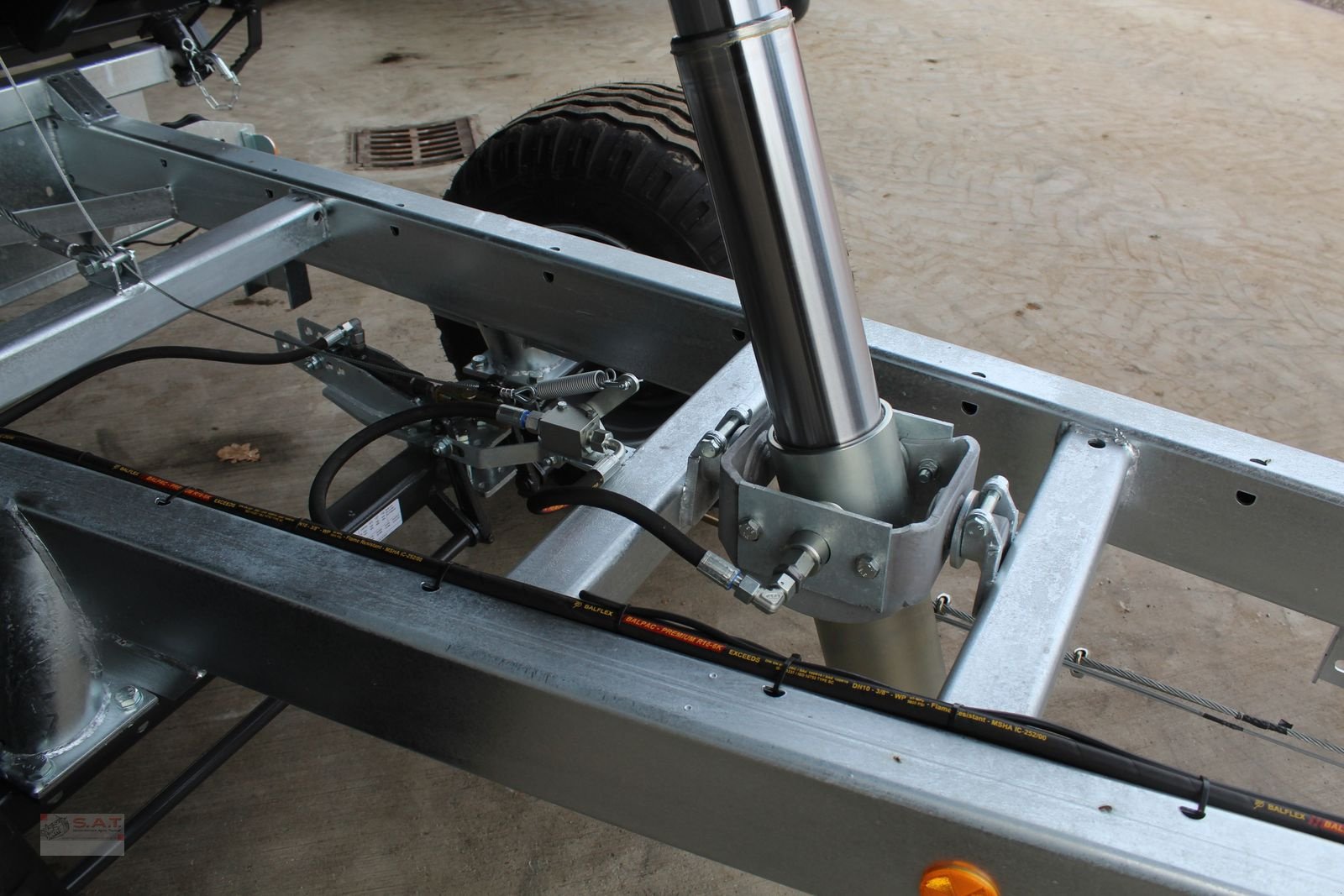 Kipper Türe ait Fliegl Einachs-Dreiseitenkipper EDK 60 FOX, Neumaschine içinde Eberschwang (resim 16)