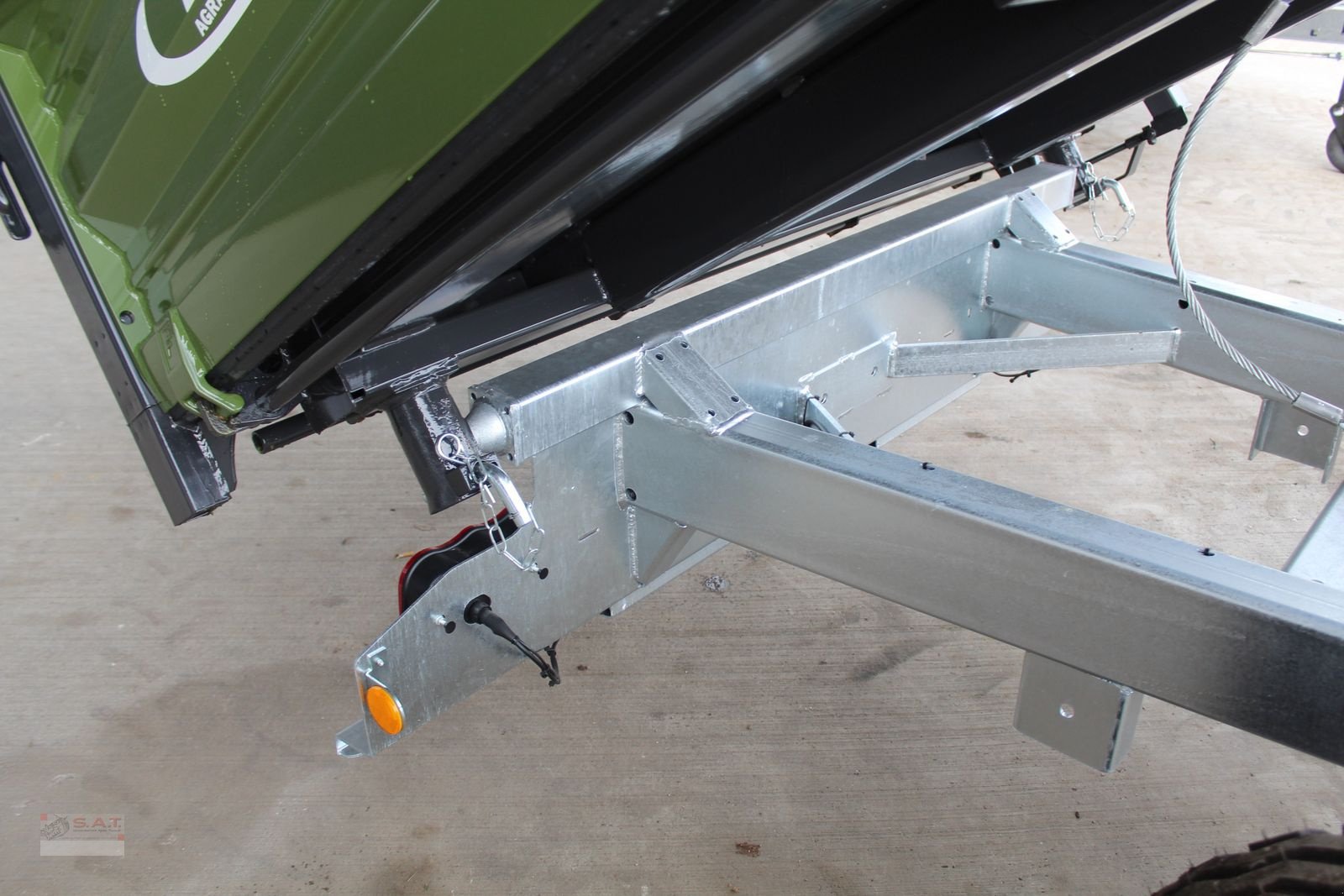 Kipper Türe ait Fliegl Einachs-Dreiseitenkipper EDK 60 FOX, Neumaschine içinde Eberschwang (resim 11)