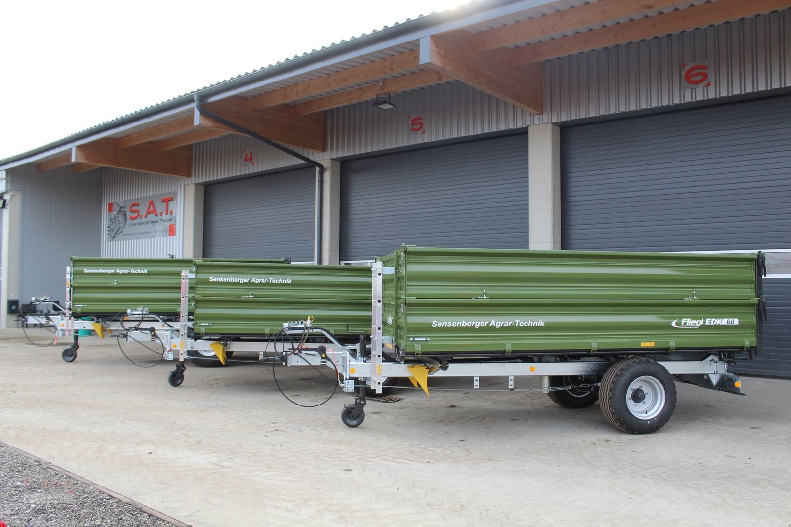 Kipper Türe ait Fliegl Einachs-Dreiseitenkipper EDK 60 FOX, Neumaschine içinde Eberschwang (resim 22)