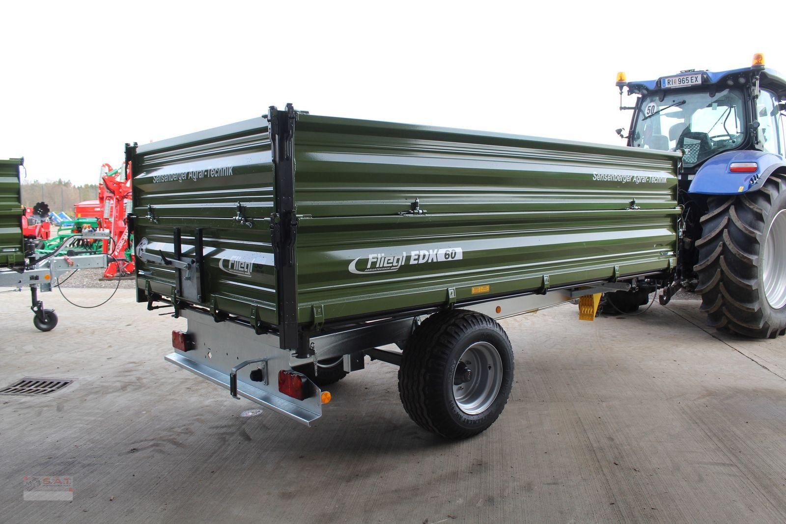 Kipper Türe ait Fliegl Einachs-Dreiseitenkipper EDK 60 FOX, Neumaschine içinde Eberschwang (resim 4)