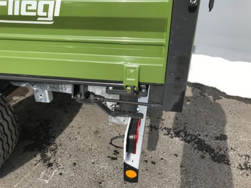 Kipper a típus Fliegl Einachs-Dreiseitenkipper EDK 70 Fox 4,00x2,22m, Neumaschine ekkor: Tamsweg (Kép 12)