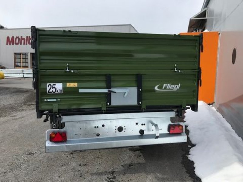 Kipper of the type Fliegl Einachs-Dreiseitenkipper EDK 70 Fox 4x2,22m 7to, Neumaschine in Tamsweg (Picture 15)