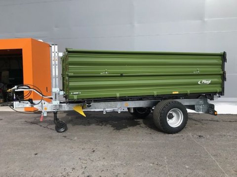Kipper des Typs Fliegl Einachs-Dreiseitenkipper EDK 70 Fox 4x2,22m 7to, Neumaschine in Tamsweg (Bild 10)