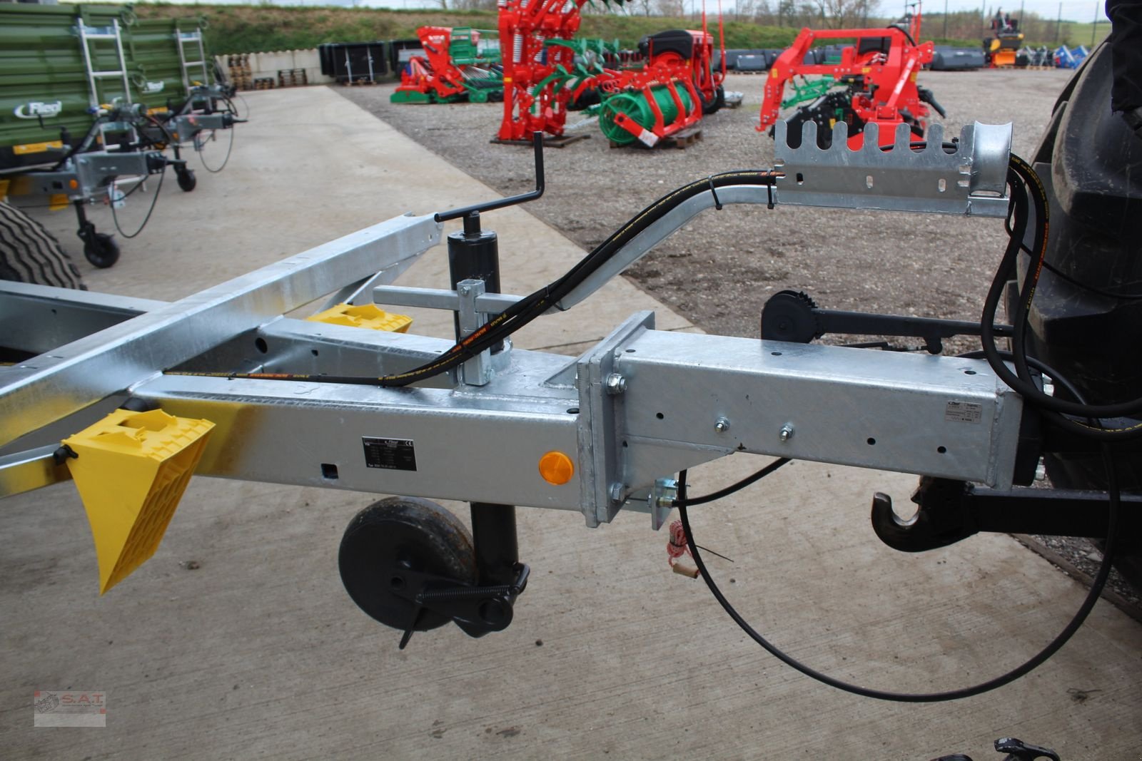 Kipper Türe ait Fliegl Einachs-Dreiseitenkipper EDK 70 Fox, Neumaschine içinde Eberschwang (resim 20)