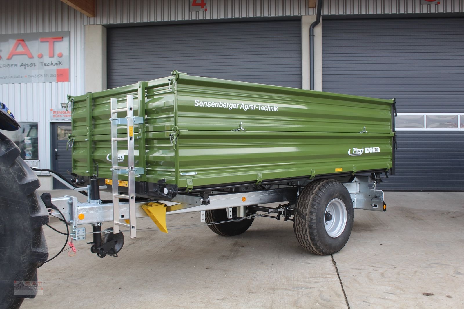Kipper Türe ait Fliegl Einachs-Dreiseitenkipper EDK 70 Fox, Neumaschine içinde Eberschwang (resim 3)