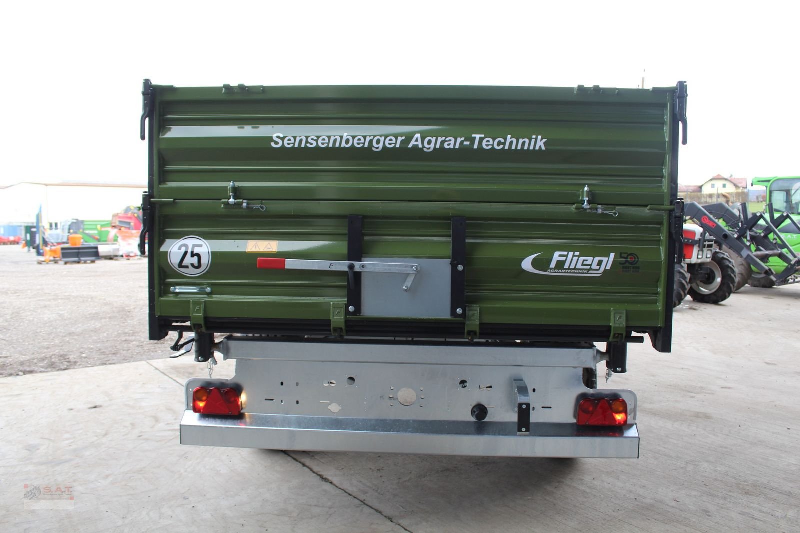 Kipper Türe ait Fliegl Einachs-Dreiseitenkipper EDK 70 Fox, Neumaschine içinde Eberschwang (resim 7)