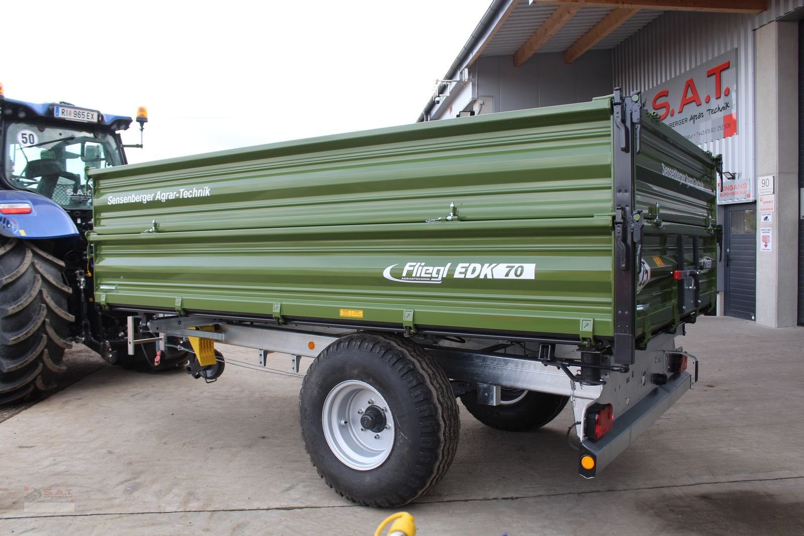 Kipper Türe ait Fliegl Einachs-Dreiseitenkipper EDK 70 Fox, Neumaschine içinde Eberschwang (resim 5)