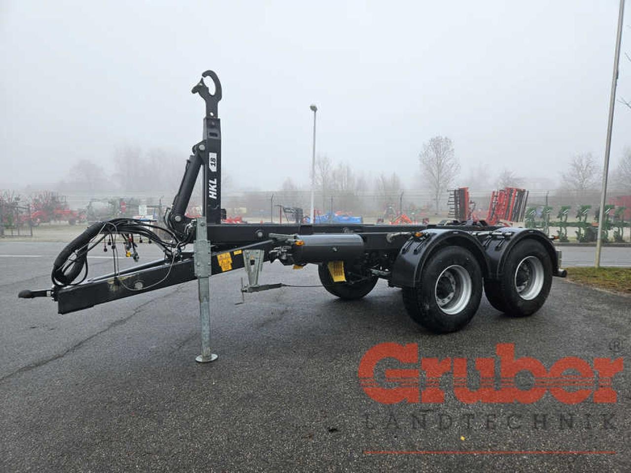 Kipper des Typs Fliegl HKL 18, Gebrauchtmaschine in Ampfing (Bild 4)