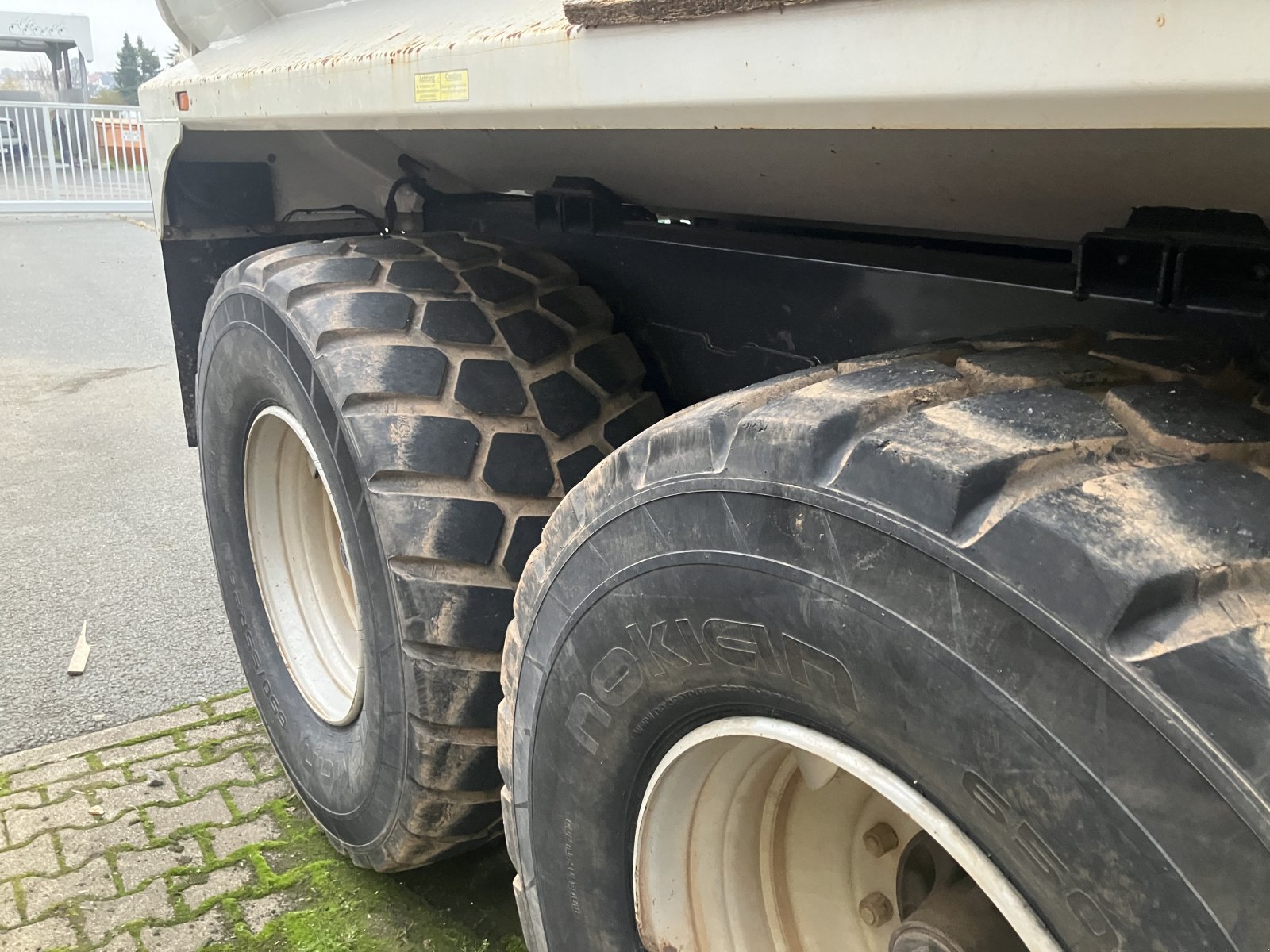 Fliegl Stone Master 252 Muldenkipper, Gebrauchtmaschine, Baujahr: 2020 (Bild 3) Kipper des Typs Fliegl Stone Master 252 Muldenkipper, Gebrauchtmaschine in Korbach (Bild 3)