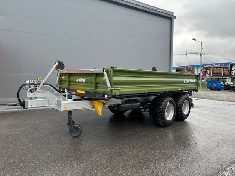 Kipper des Typs Fliegl Tandem-Dreiseitenkipper TDK 80-88 4000mm Brücke, Neumaschine in Tamsweg (Bild 1)