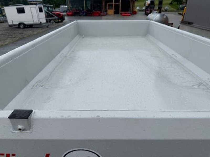 Kipper typu Fliegl Tandem-Schwergut-Muldenkipper TMK130S 14to, Neumaschine v Tamsweg (Obrázek 12)