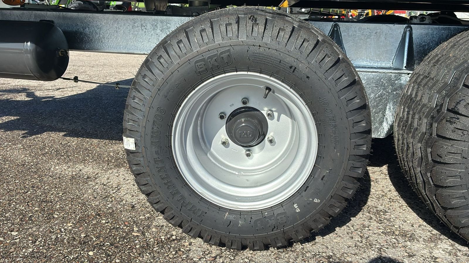 Kipper des Typs Fliegl TDK 100 VR FOX, Neumaschine in Wallern (Bild 5)