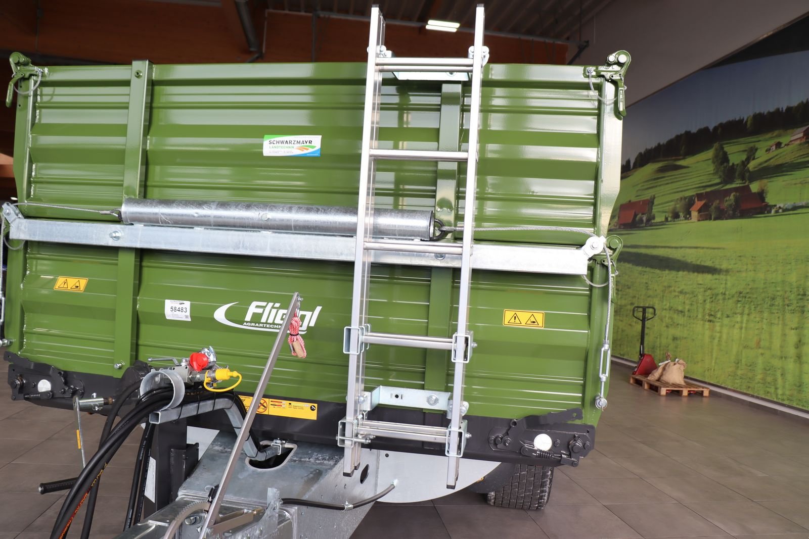 Kipper of the type Fliegl TDK 140 FOX, Neumaschine in Feldkirchen (Picture 14)