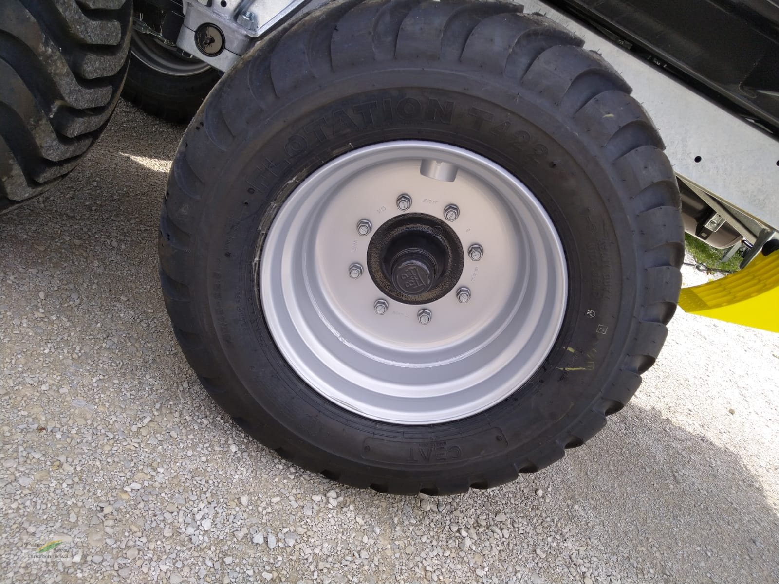 Kipper des Typs Fliegl TDK 140 Profi, Neumaschine in Pegnitz-Bronn (Bild 7)