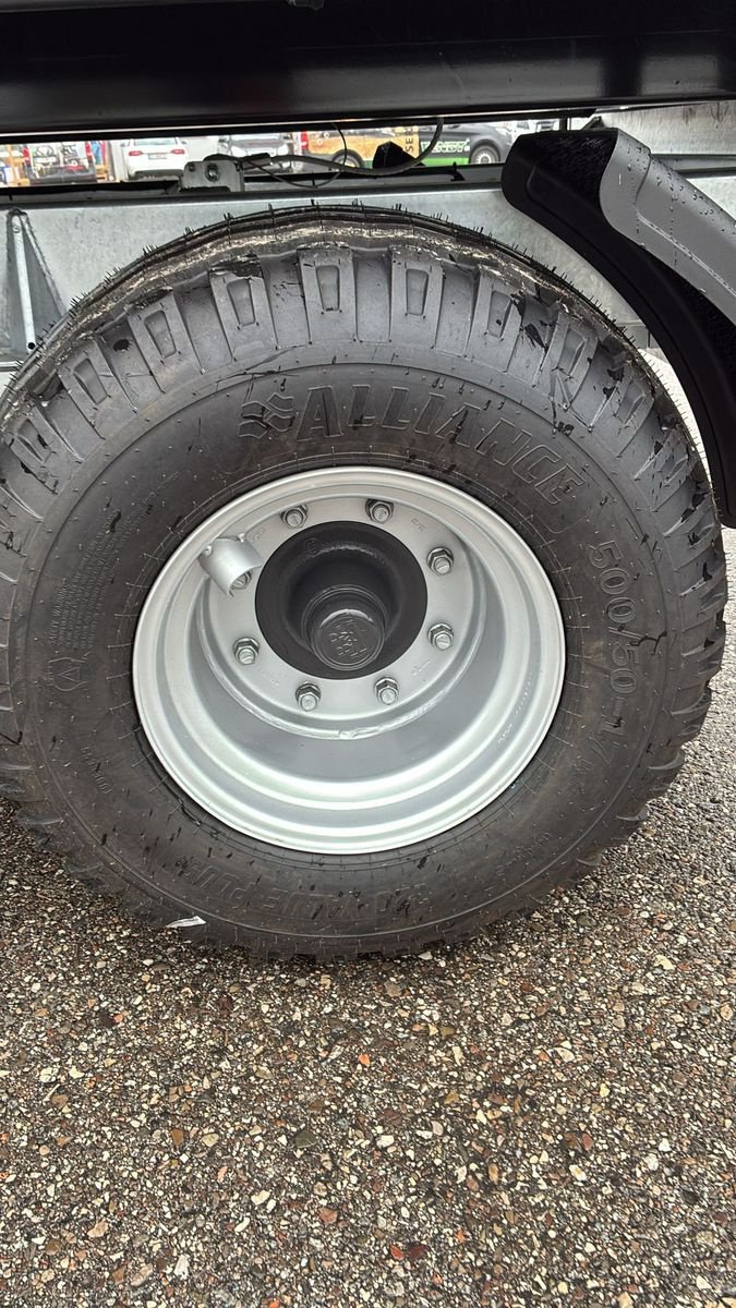 Kipper des Typs Fliegl TDK 140 VR, Neumaschine in Wallern (Bild 5)