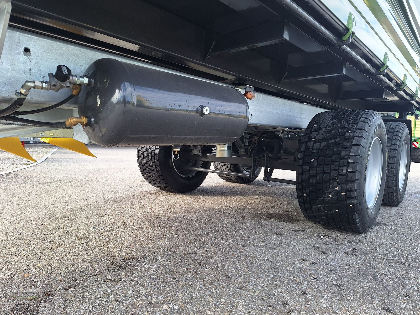 Kipper typu Fliegl TDK 160 3x600, Neumaschine v Gampern (Obrázek 17)