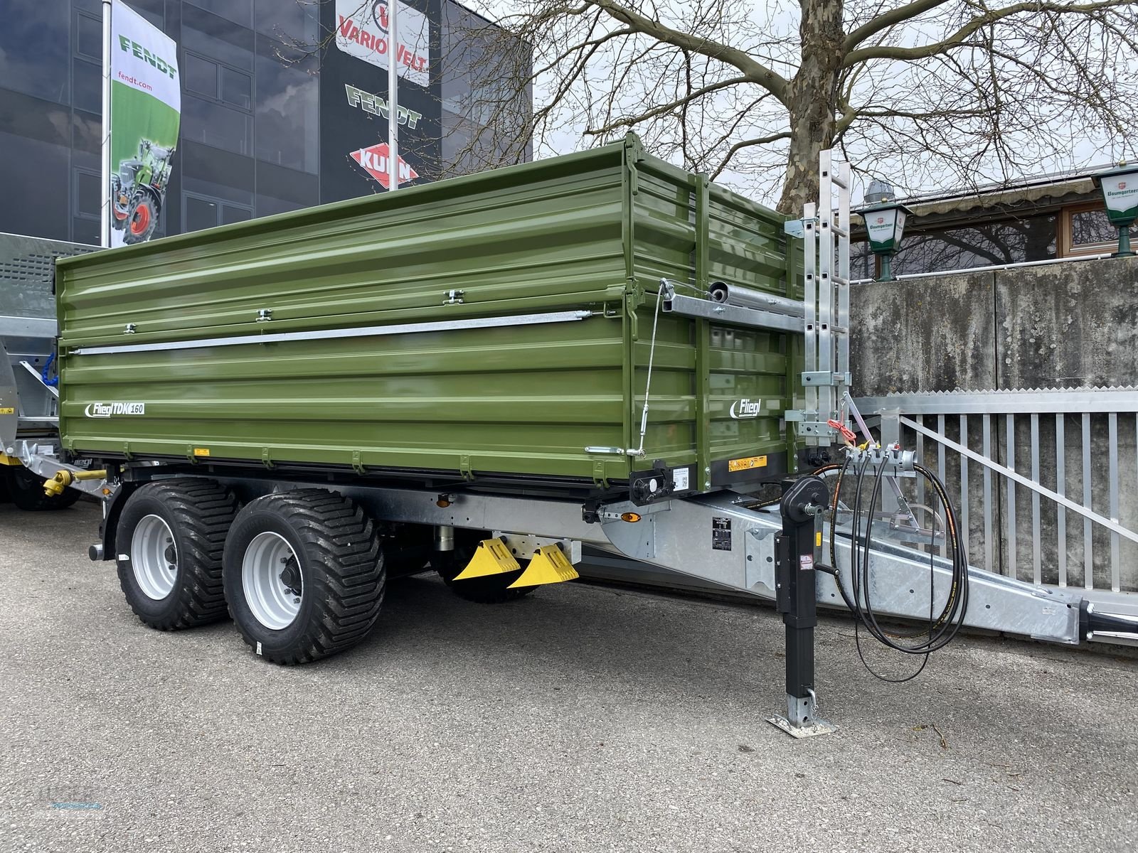 Kipper типа Fliegl TDK 160 FOX, Neumaschine в Niederkappel (Фотография 1)