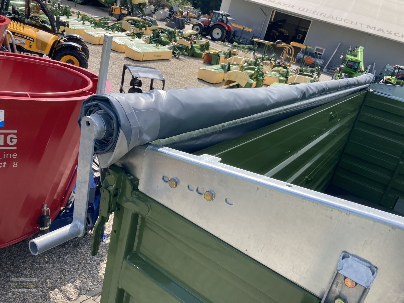 Kipper of the type Fliegl TDK 200 FOX, Neumaschine in Aurolzmünster (Picture 29)