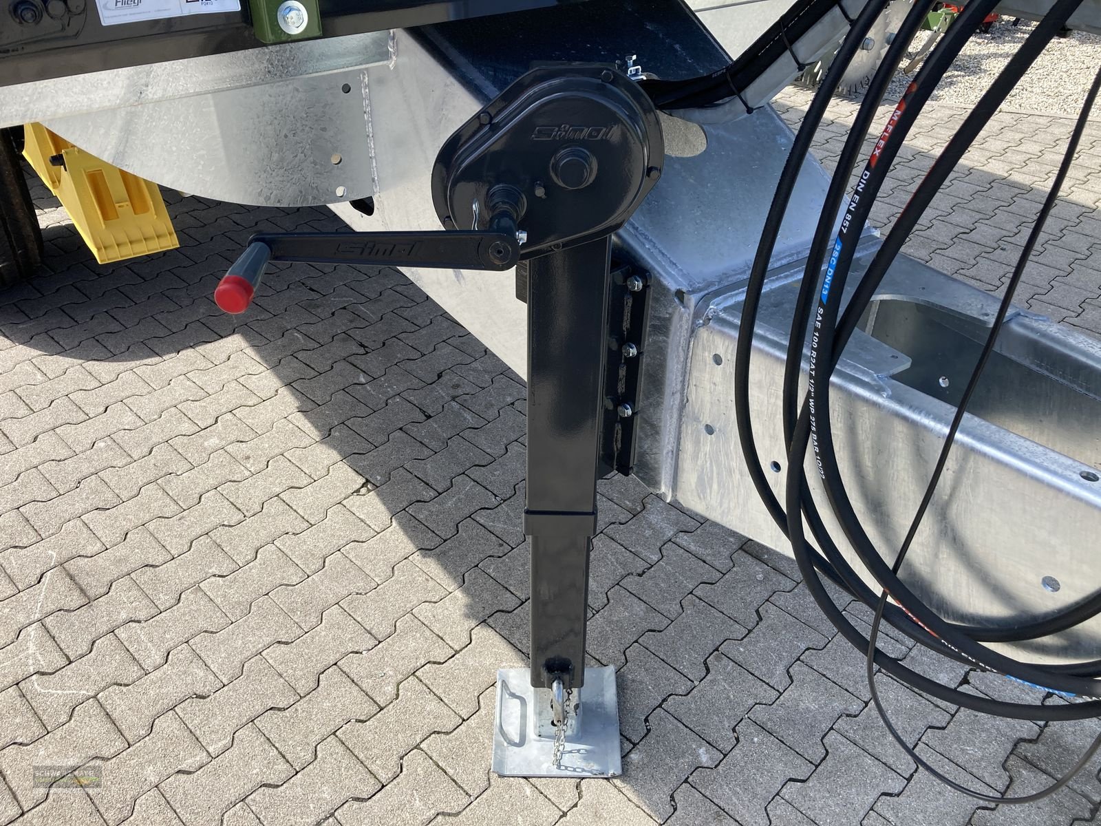 Kipper of the type Fliegl TDK 200 FOX, Neumaschine in Aurolzmünster (Picture 12)