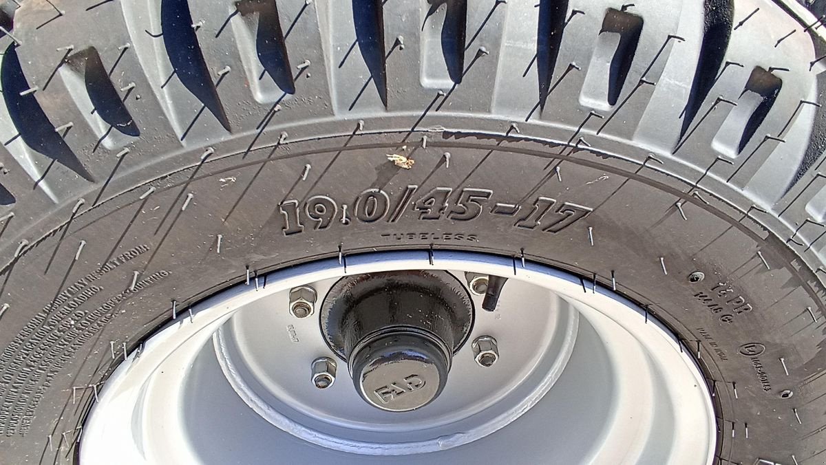 Kipper des Typs Fliegl TDK 80-88 VR FOX, Neumaschine in Grünbach (Bild 7)