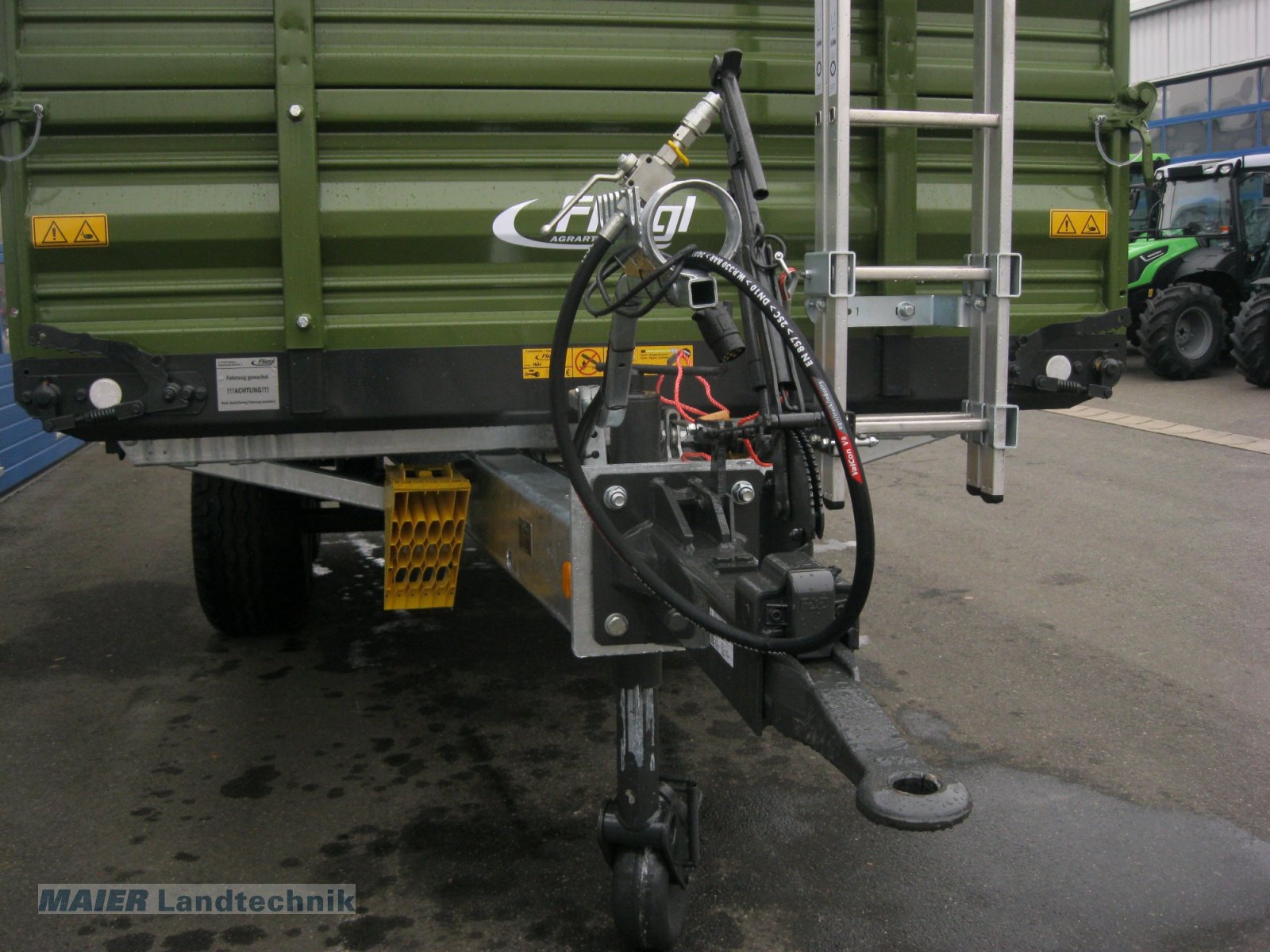 Kipper des Typs Fliegl TDK 80- 88 VR, Neumaschine in Dieterskirchen (Bild 6)