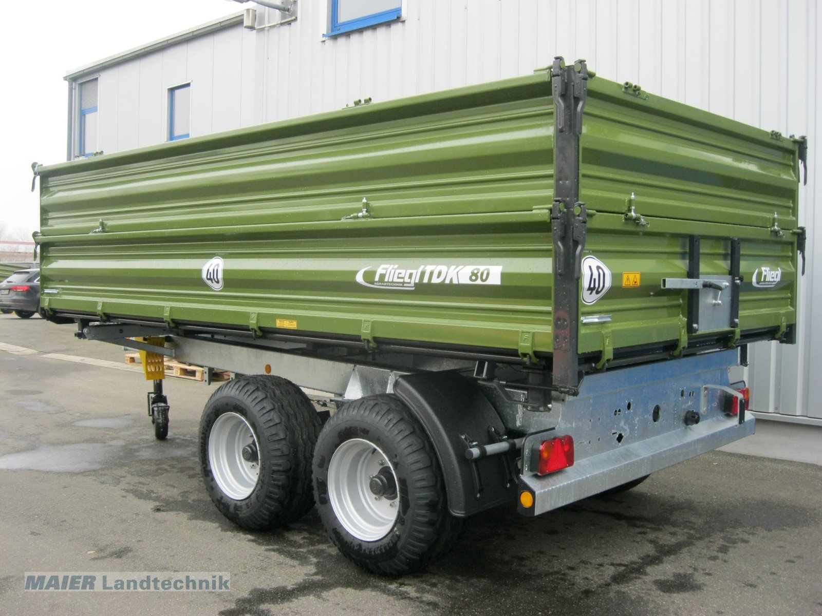 Kipper του τύπου Fliegl TDK 80- 88 VR, Neumaschine σε Dieterskirchen (Φωτογραφία 1)