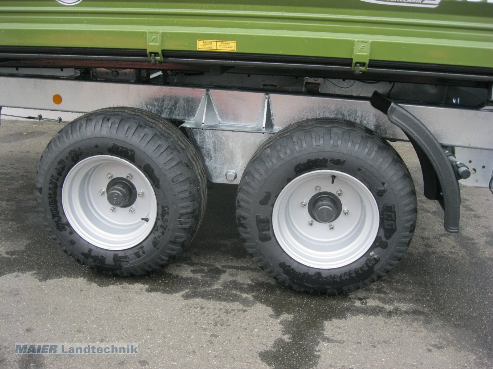 Kipper des Typs Fliegl TDK 80- 88 VR, Neumaschine in Dieterskirchen (Bild 5)