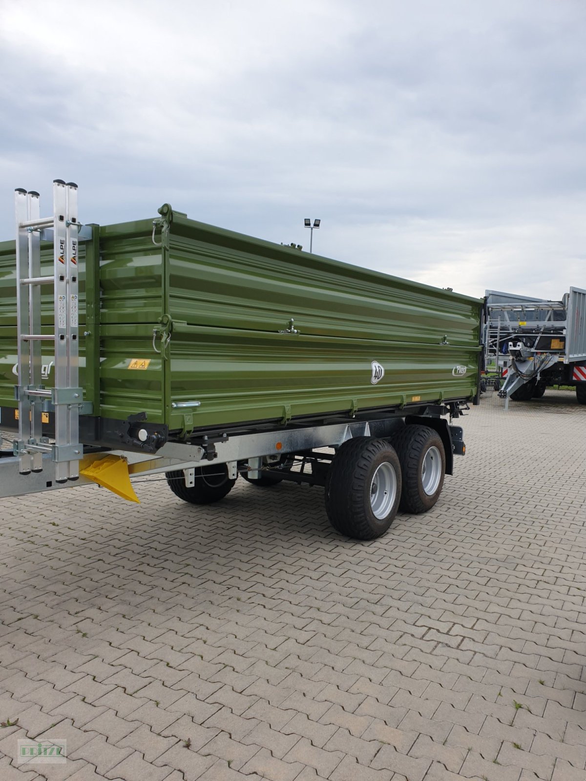 Kipper Türe ait Fliegl TDK 80-88, Neumaschine içinde Bruckmühl (resim 1)