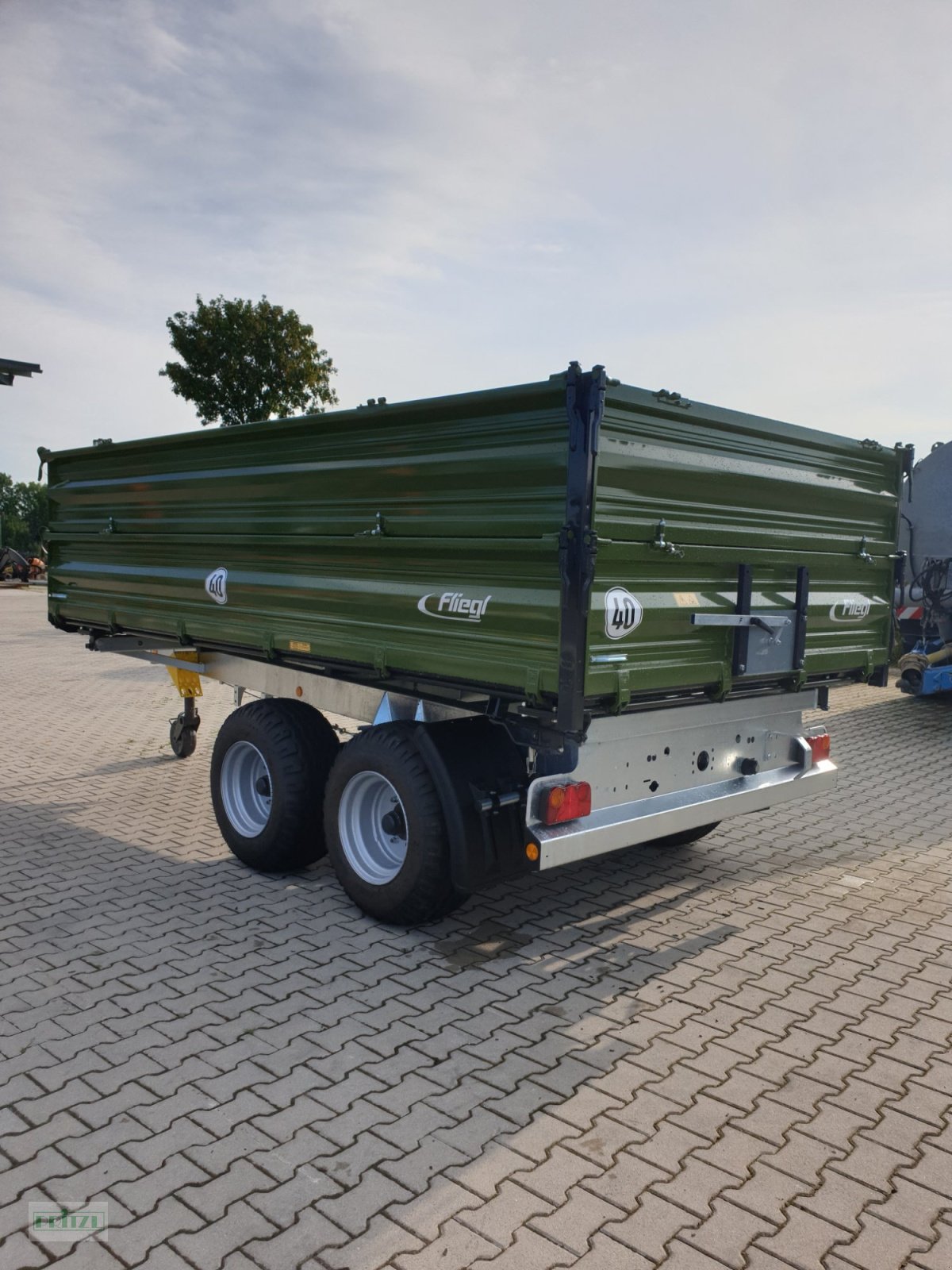 Kipper Türe ait Fliegl TDK 80-88, Neumaschine içinde Bruckmühl (resim 3)