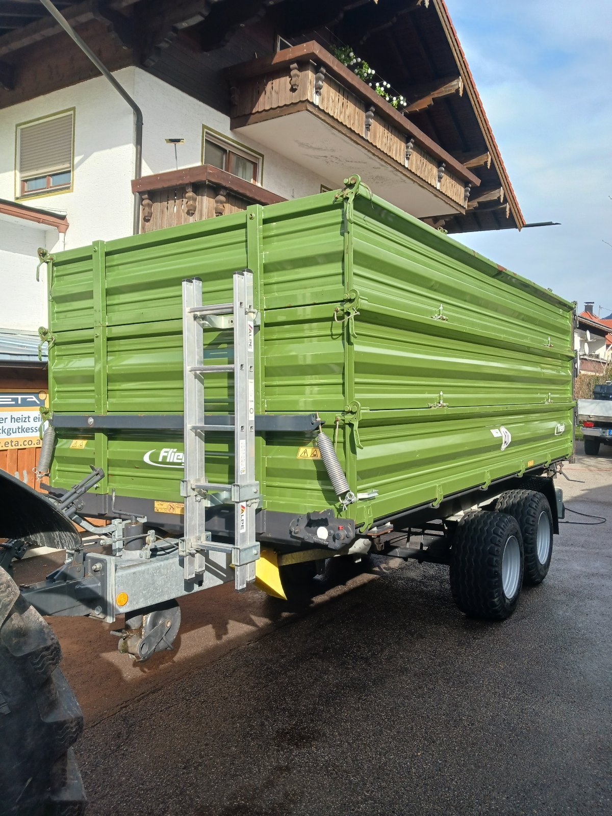 Kipper des Typs Fliegl TDK 88, Gebrauchtmaschine in Grassau  (Bild 1)