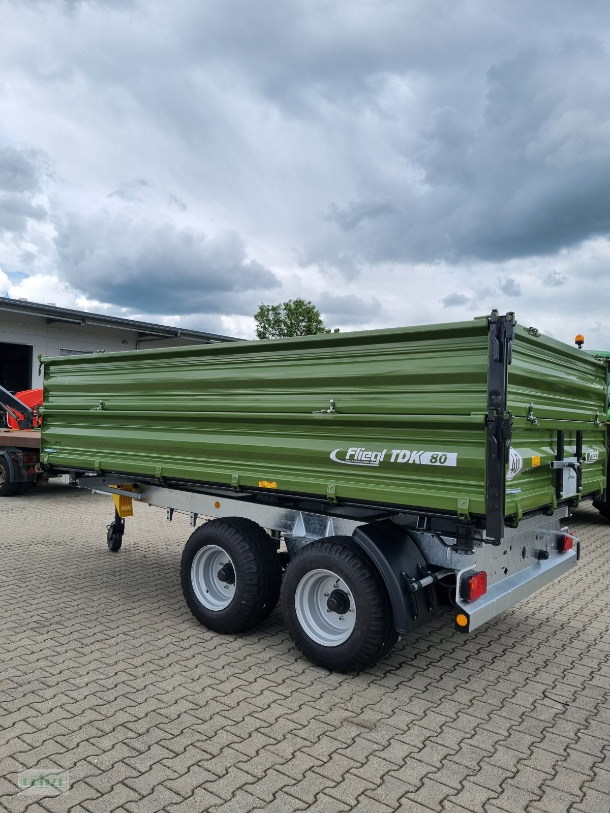 Kipper typu Fliegl TDK80-88, Neumaschine v Bruckmühl (Obrázek 2)