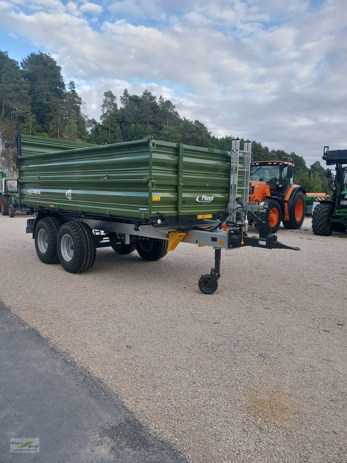 Kipper typu Fliegl TDK80A-88VR, Neumaschine v Pegnitz-Bronn (Obrázek 1)