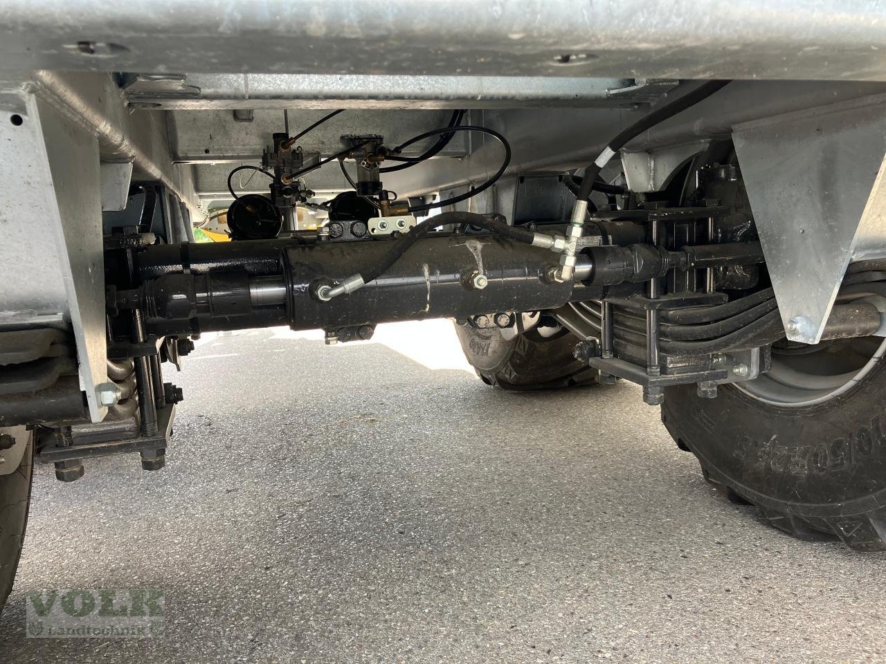 Kipper of the type Fliegl TMK 273 FOX Muldenkipper, Neumaschine in Friedberg-Derching (Picture 9)