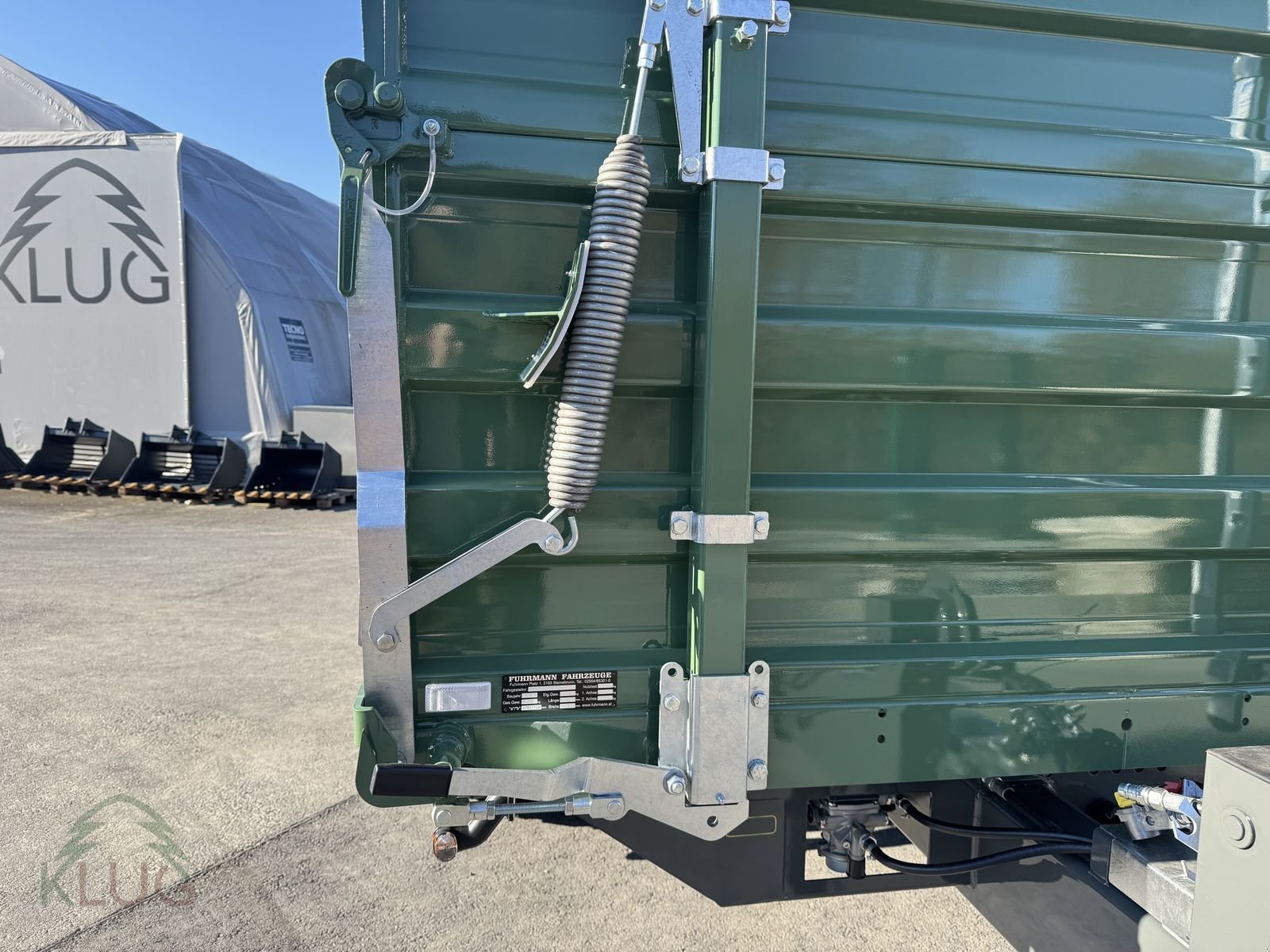 Kipper des Typs Fuhrmann FF 16.000 4,55x2,35, Neumaschine in Pirching am Traubenberg (Bild 16)