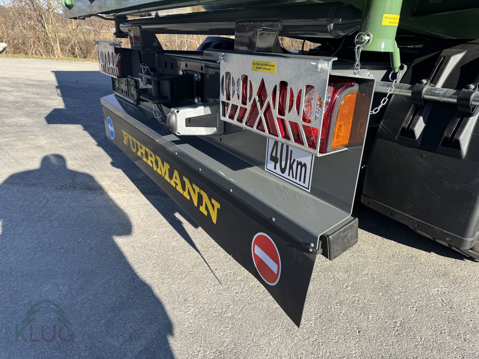 Kipper des Typs Fuhrmann FF 16.000 4,55x2,35, Neumaschine in Pirching am Traubenberg (Bild 12)