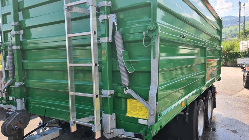 Kipper des Typs Fuhrmann FF 16000, Vorführmaschine in Altendorf (Bild 4)