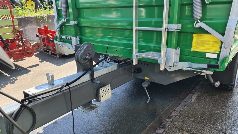 Kipper des Typs Fuhrmann FF 16000, Vorführmaschine in Altendorf (Bild 3)