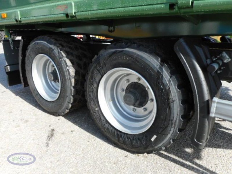 Kipper of the type Fuhrmann FF 16000, Neumaschine in Münzkirchen (Picture 5)