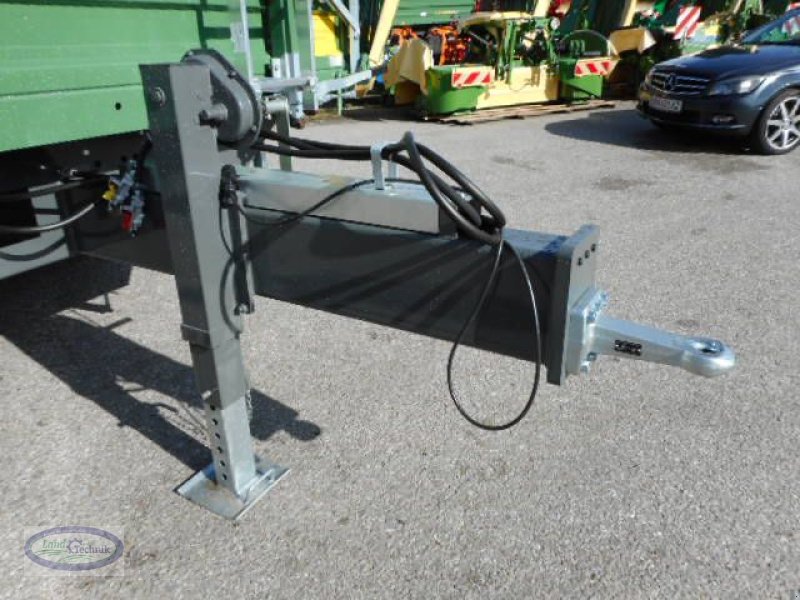 Kipper of the type Fuhrmann FF 16000, Neumaschine in Münzkirchen (Picture 7)