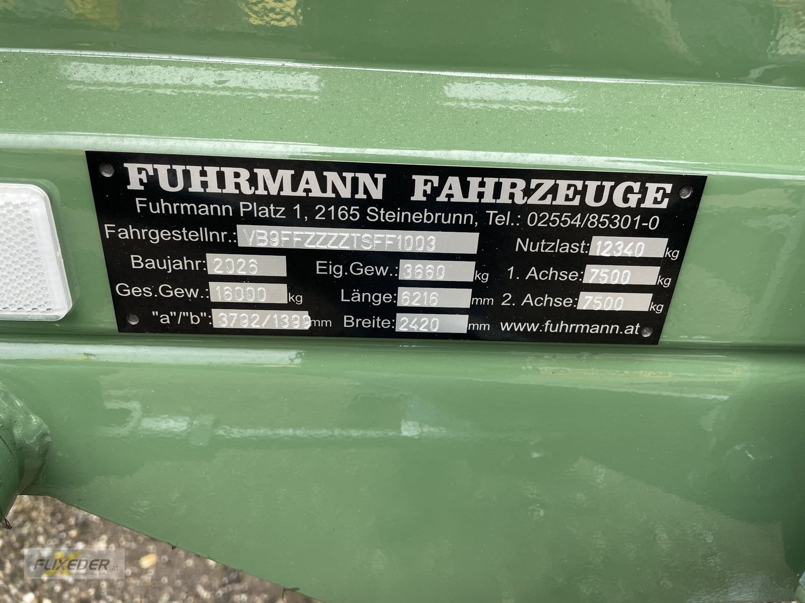 Kipper of the type Fuhrmann FF 16000, Neumaschine in Pattigham (Picture 3)