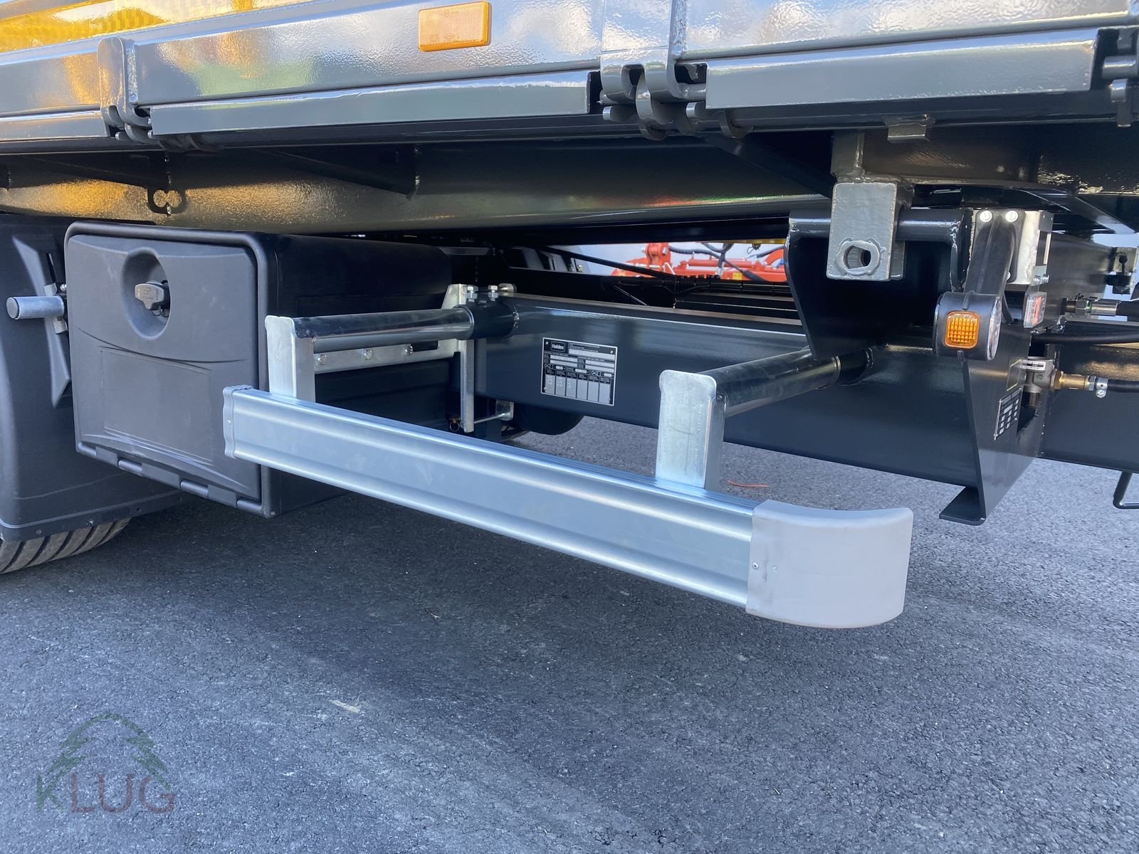 Kipper des Typs Fuhrmann FF 17.000 4,55x2,35 Heavy Duty, Neumaschine in Pirching am Traubenberg (Bild 2)