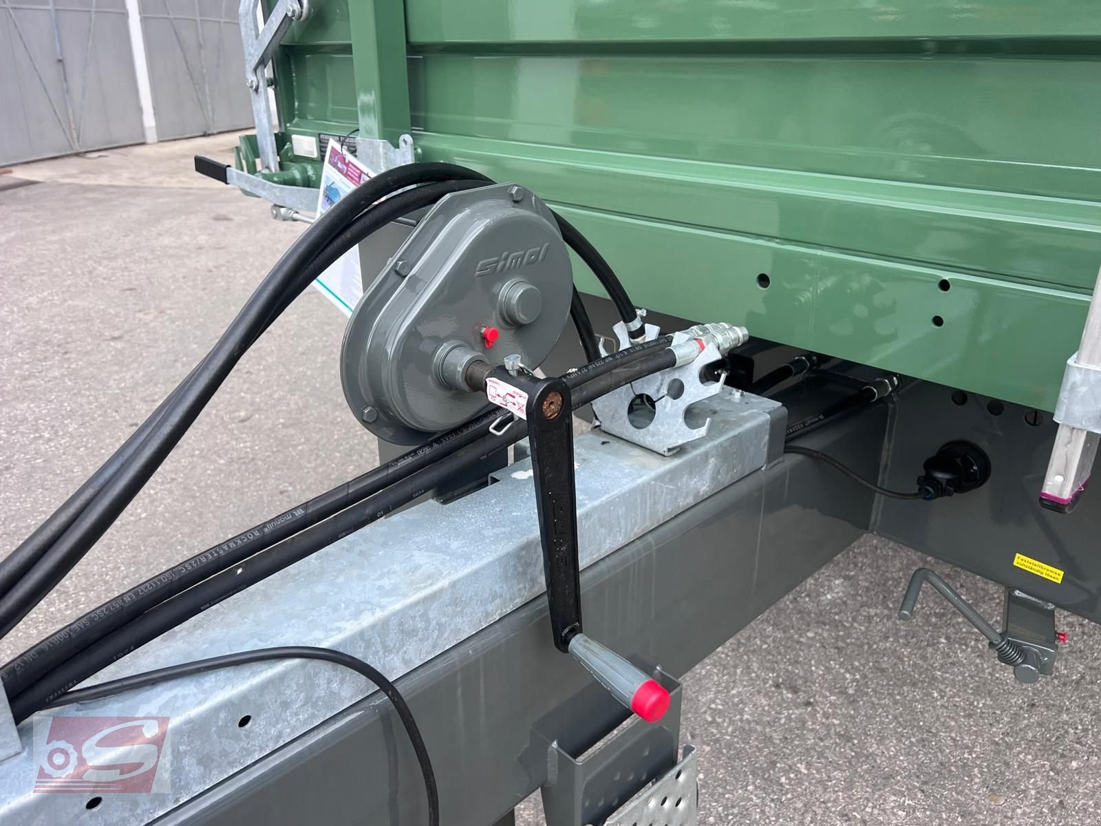 Kipper des Typs Fuhrmann FF 20.000, Neumaschine in Offenhausen (Bild 9)