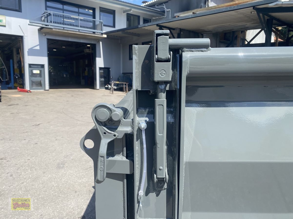 Kipper des Typs Fuhrmann TDS 15455E mit Schotterklappe, Neumaschine in Kötschach (Bild 22)
