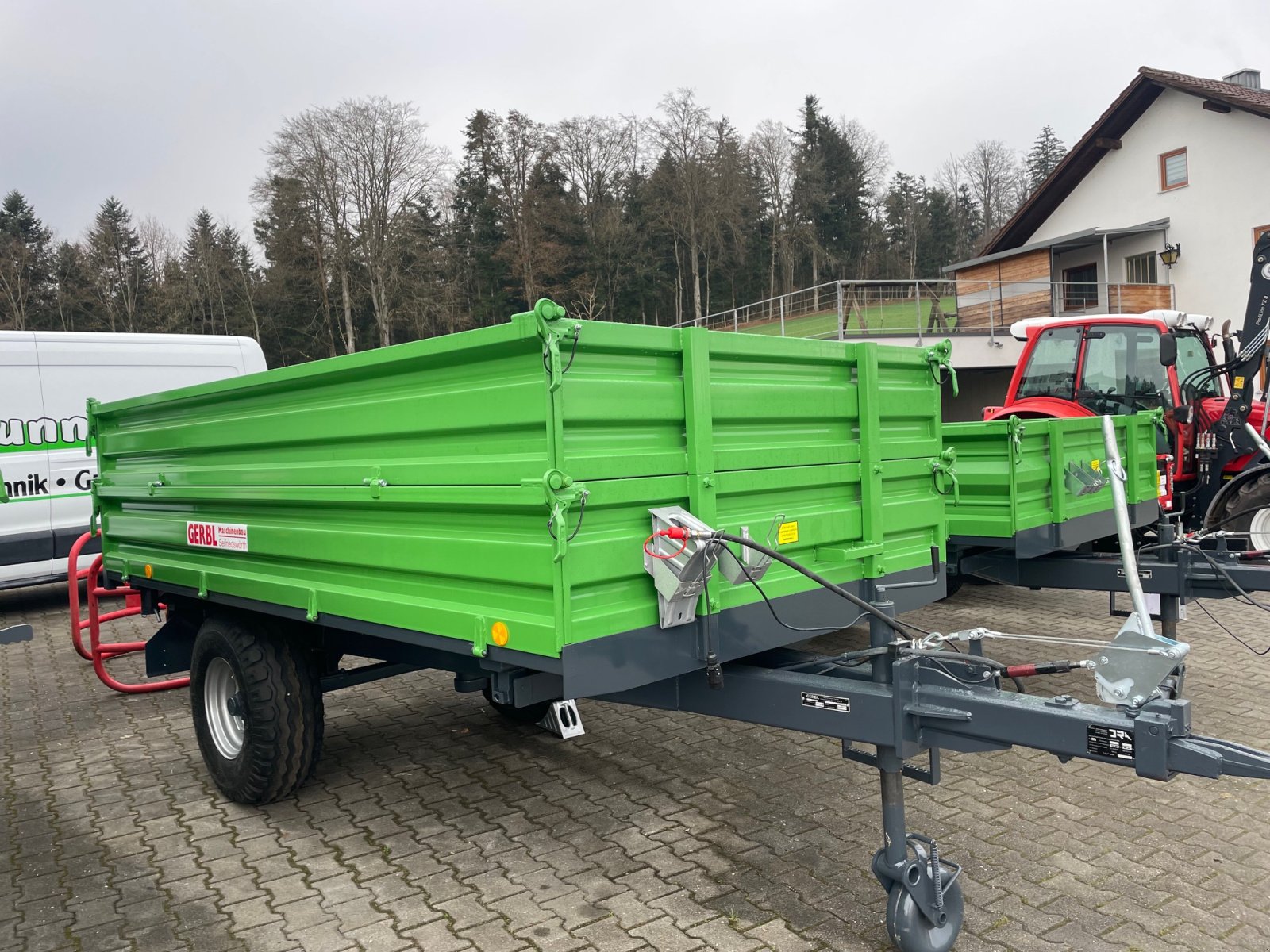 Kipper des Typs Gerbl EDK 50, Neumaschine in Fürsteneck (Bild 2)