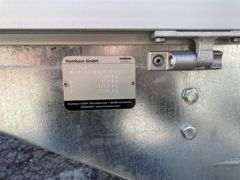 Kipper Türe ait Humbaur HT 354121, Neumaschine içinde Landquart (resim 11)