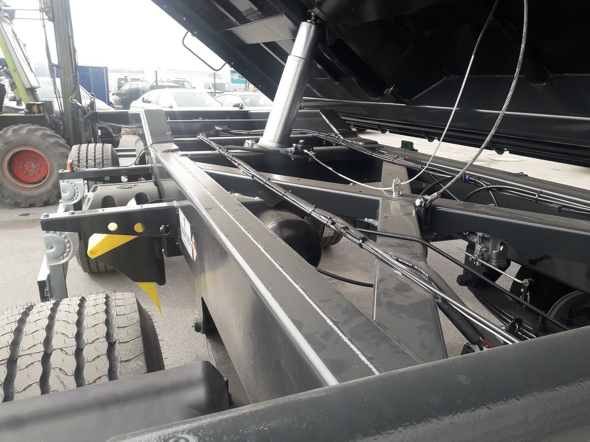 Kipper des Typs Hummel RMU24150, 18,0t, Neumaschine in Gerasdorf (Bild 9)