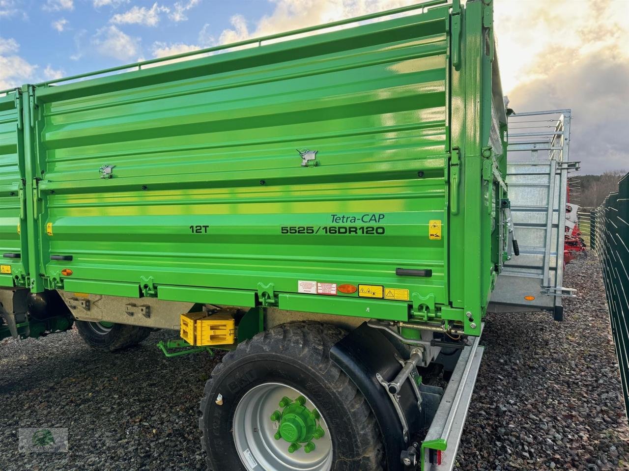 Kipper of the type Joskin Tetra-CAP 5525/16DR120, Neumaschine in Münchberg (Picture 3)