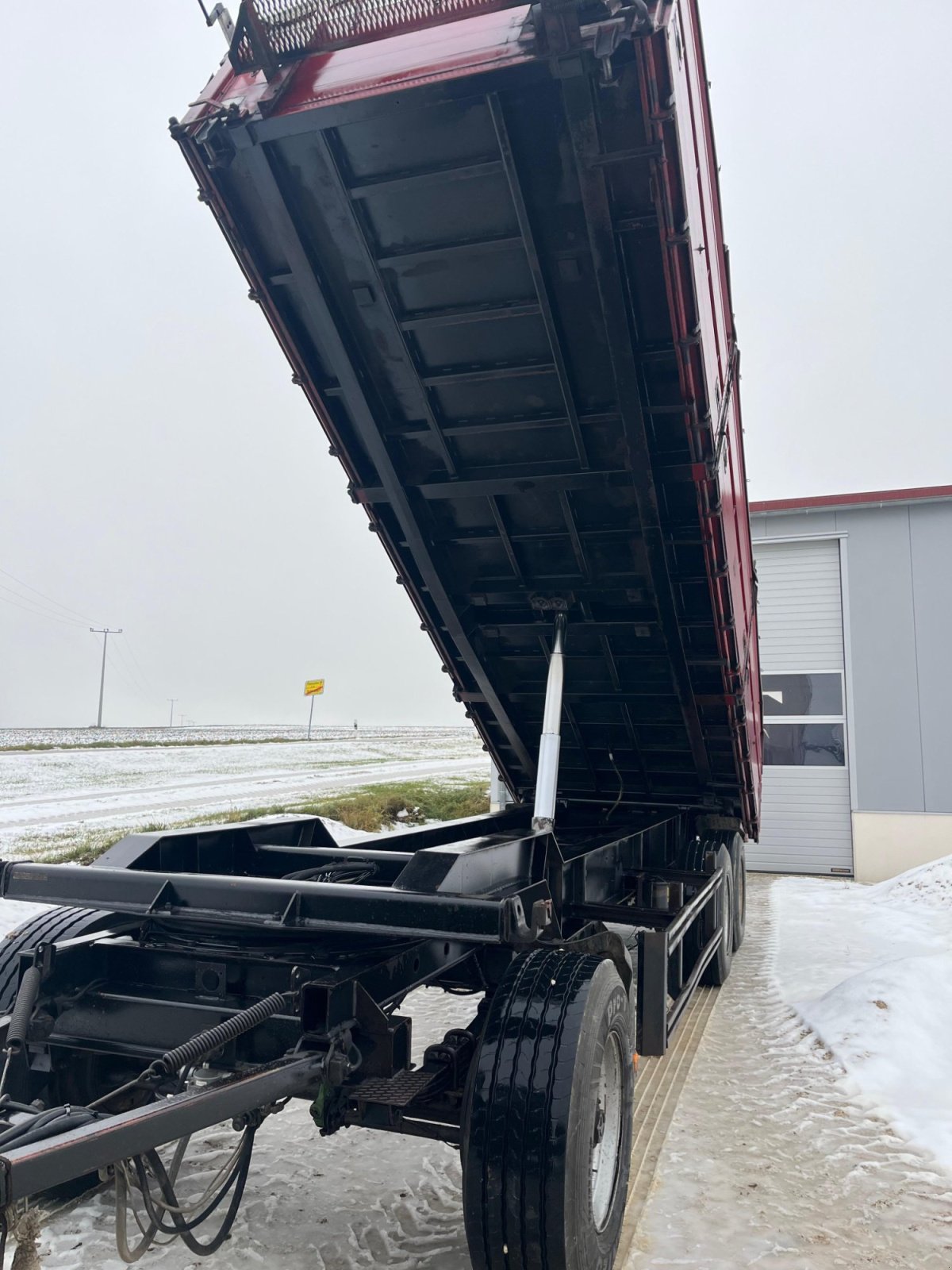 Kipper типа Kässbohrer Dreiachskipper, Gebrauchtmaschine в Burglengenfeld (Фотография 2)