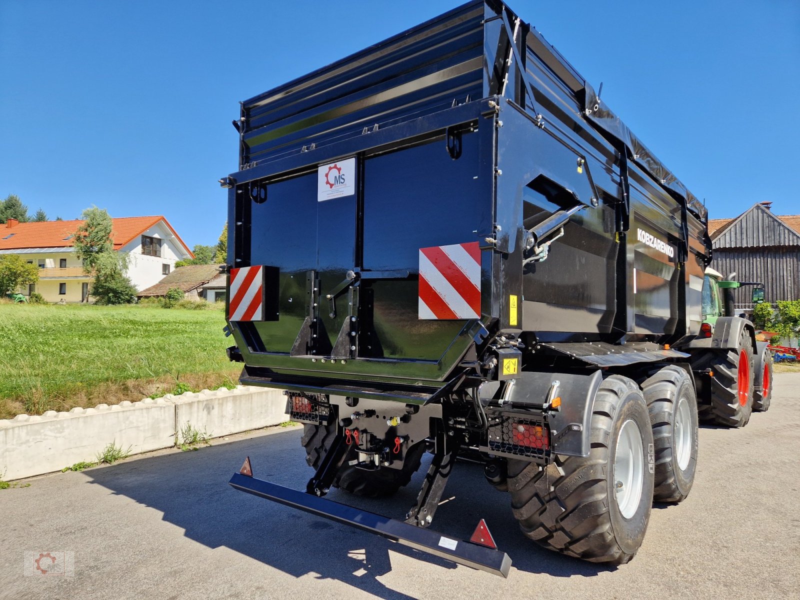 Kipper типа Kobzarenko TSP-30 Muldenkipper 710/50-26,5 Druckluft Plane, Neumaschine в Tiefenbach (Фотография 15)